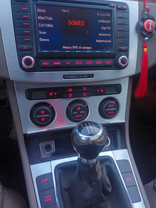 Vând Vw Passat 2.0 tdi