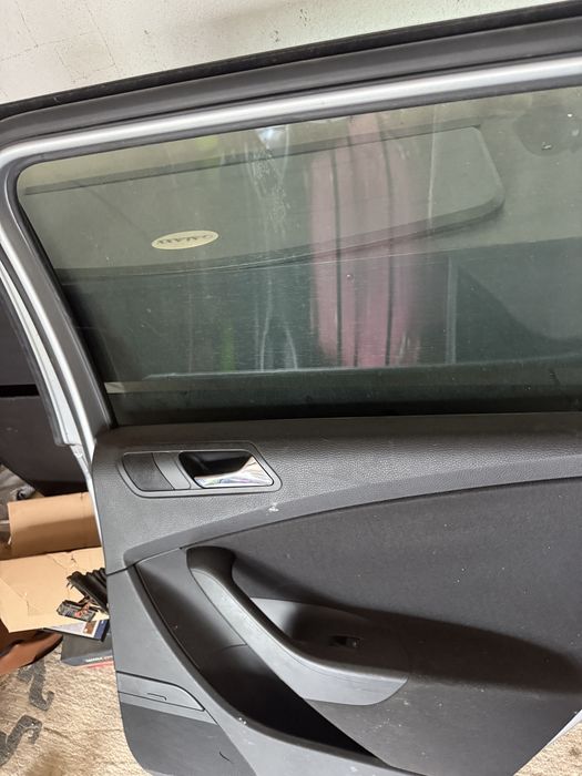Portiera dreapta spate PASSAT B6