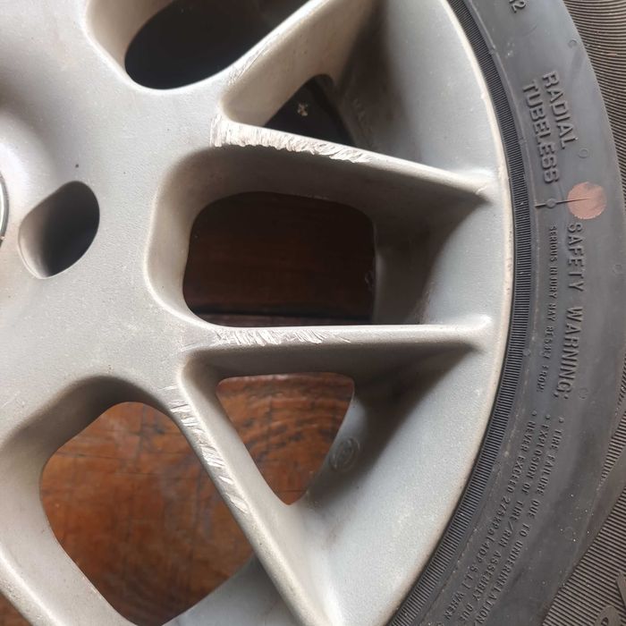 Джанти с гуми за volkswagen polo