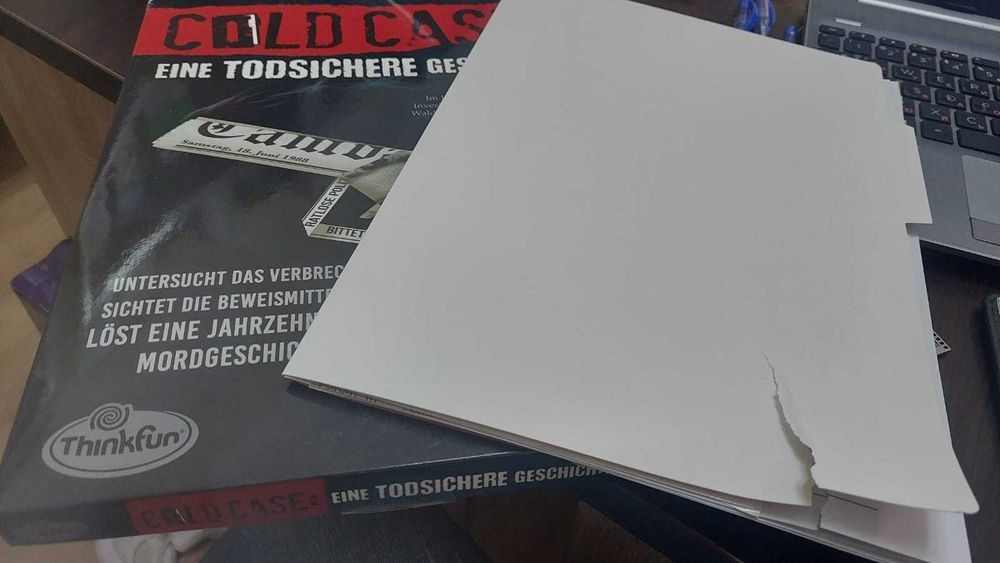 Thinkfun. Cold Case Настолни логически и разследващи игри за възрастни