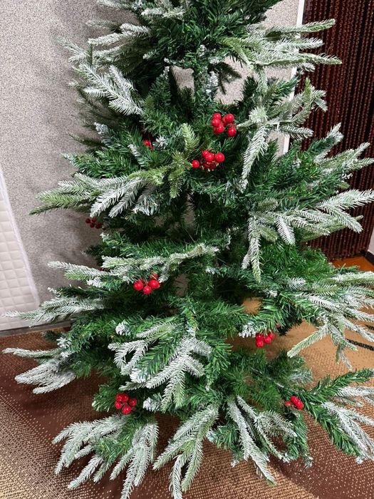 Продам елку высота 170 см