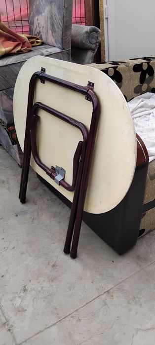 Vînd masă pliabilă