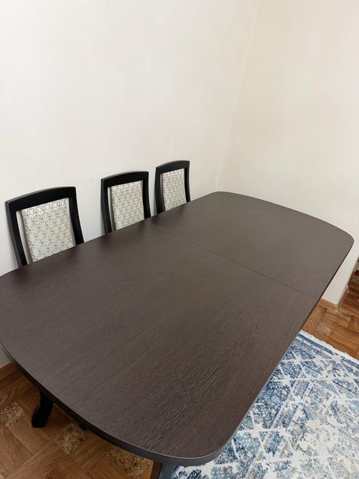 Продам стол +6 стульев
