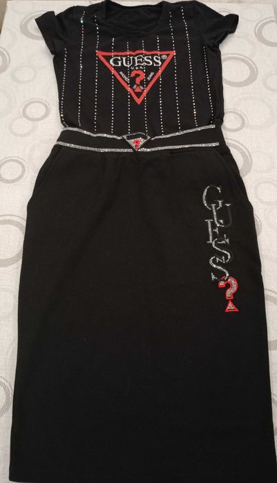 Тениска и пола М размер