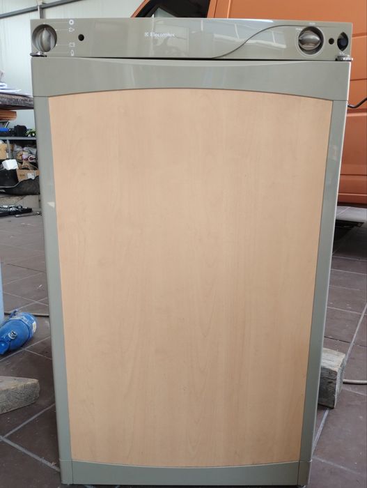 Газов хладилник Electrolux