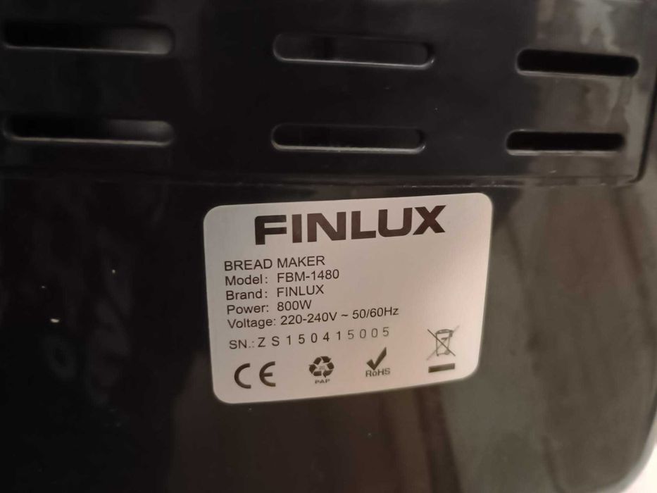 Хлебопекарна с две бъркалки Finlux FBM-1480, 800W, 1250 гр,12 програми