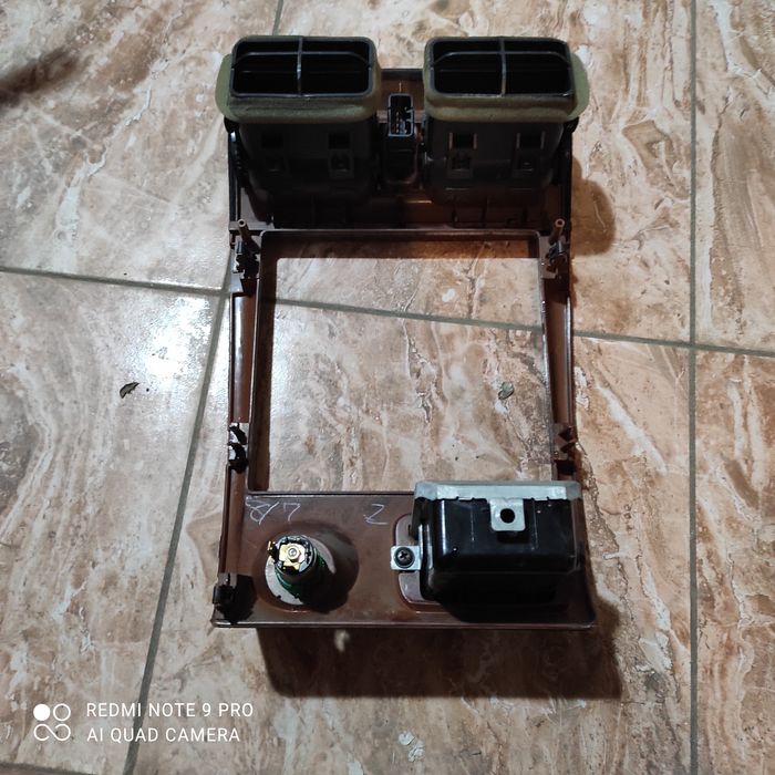 Продам дерево на панель от Мазда 626 птичка