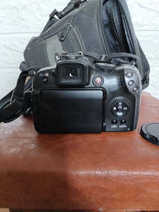 Фотоаппарат цифровой