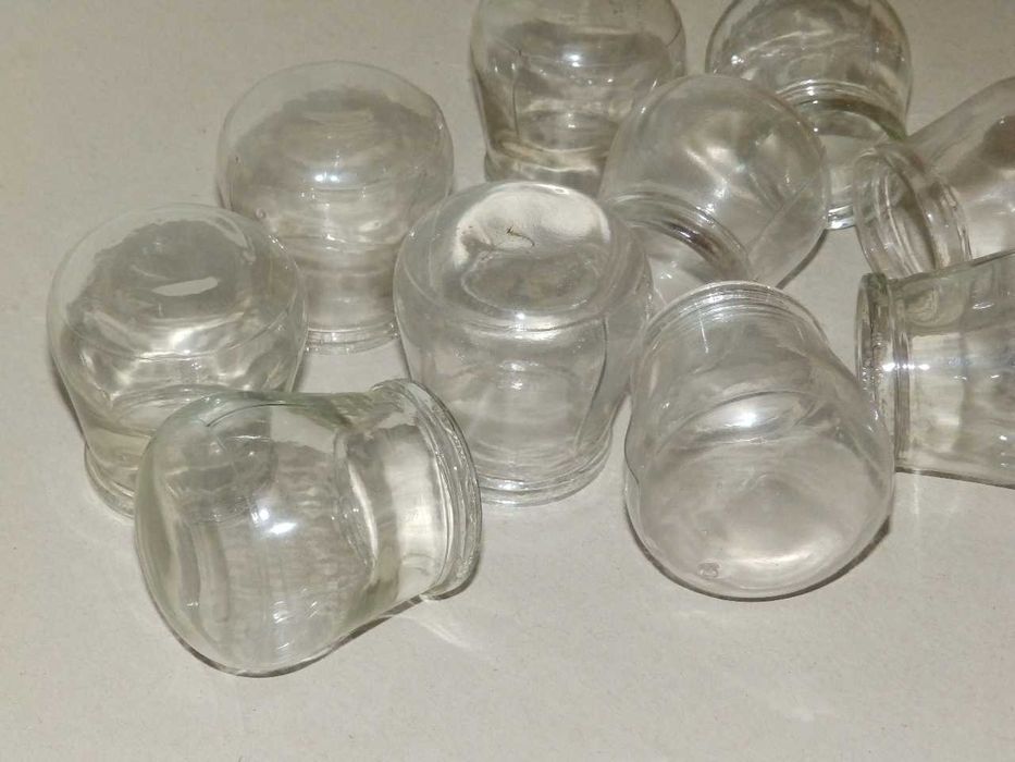 Големи стъклени вендузи