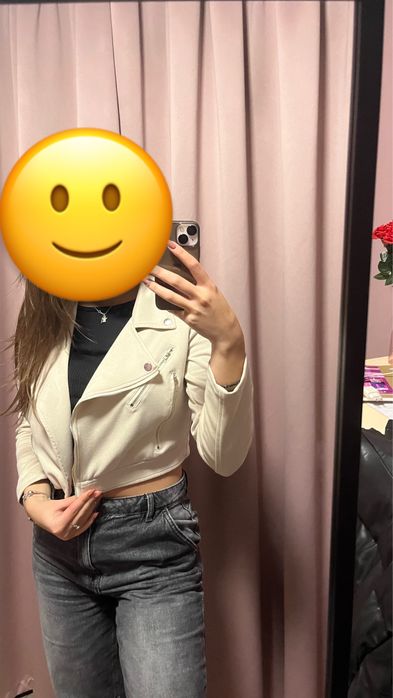 Велурено бежово яке