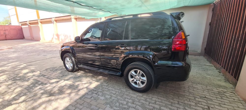Lexus GX 470 в  отличном состоянии. Разрешение на газ пропан.