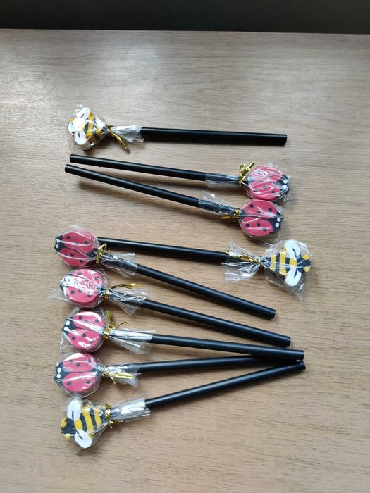 Продавам Моливи ученически - последни 15 броя