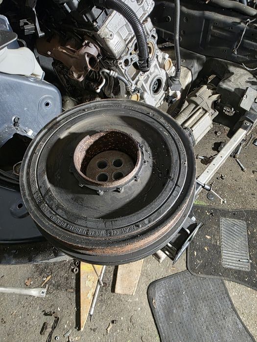 Демпферна шайба за BMW F10 f11 f30 двойка дизел n47 184 коня