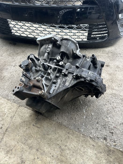 Ръчна кутия за Киа Рио бензин до 2011г.!