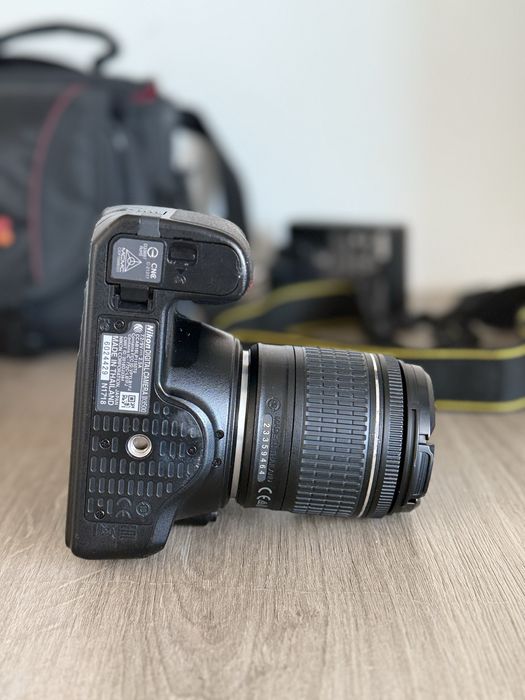 Aparat foto DSLR Nikon D3500 + obiectiv + accesorii