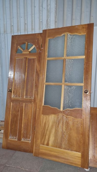 Межкомнатные Деревянные двери б/у