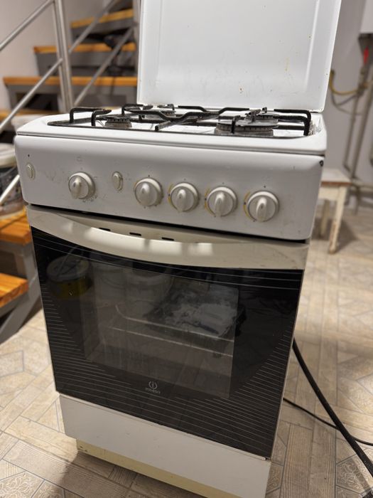 Газовая плита б/у