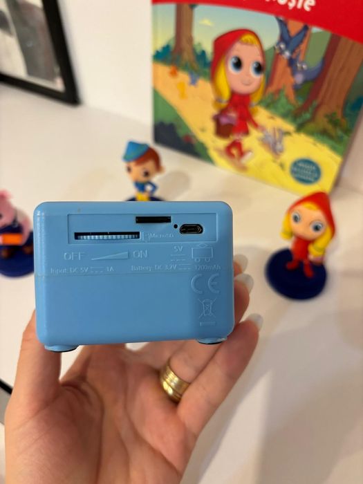 Boxa audio litera si 3 figurina cu 1  Carte