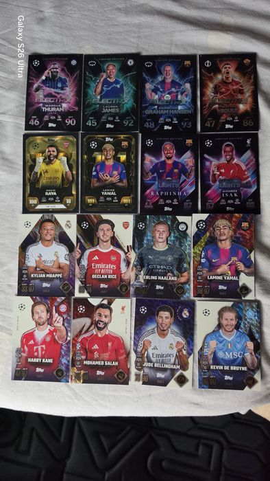 Продавам карти Match Attax Extra 25/26