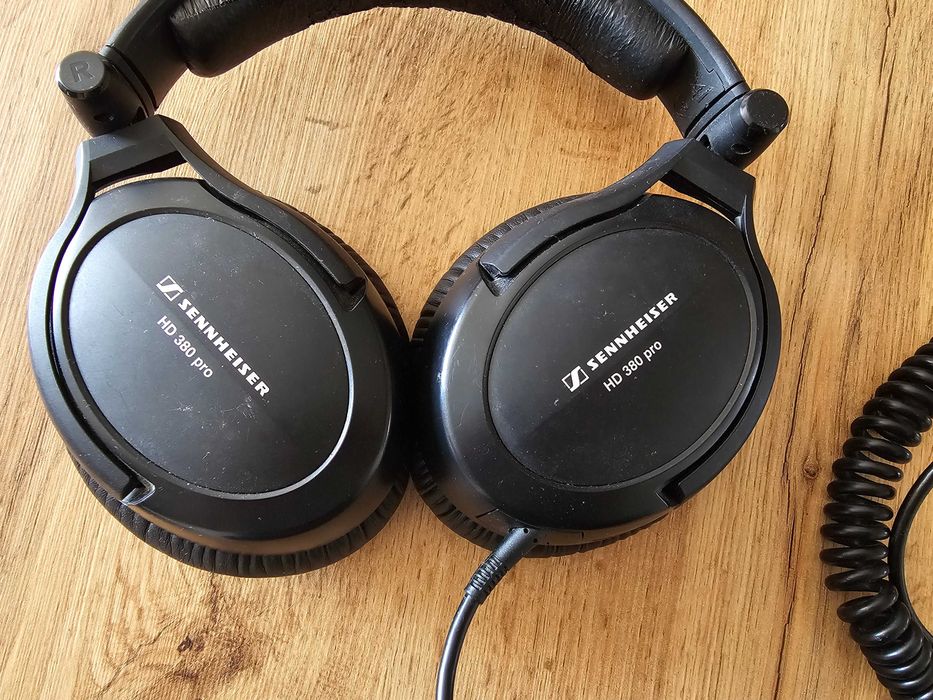 Sennheiser HD 380 Pro Hi-Fi студийни слушалки headphones