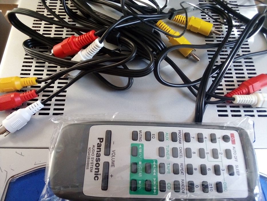 Музикална система Panasonic 2x100W