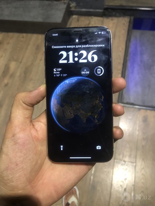 iPhone xs oq 64 GB