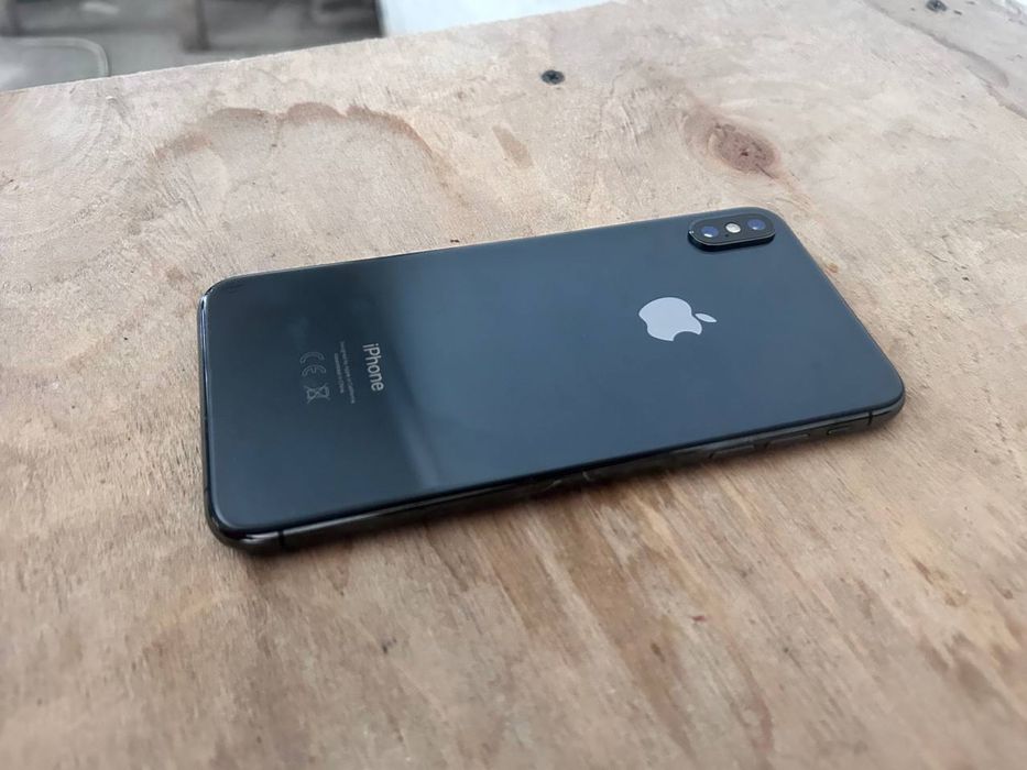 Iphone XSmax garantiyasi bor