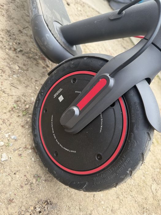 Vand 4  Trotinete electrice Xiaomi 4 Pro