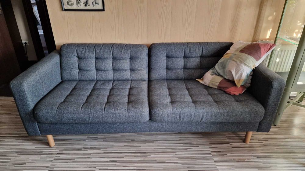 Vand canapea gri confortabila