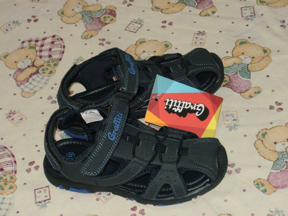GRAFFITI нови детски сандали 33