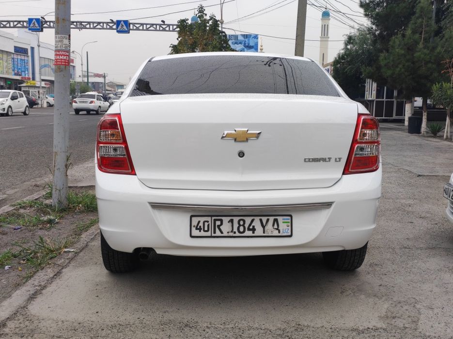 Naqd yoki bank orqali