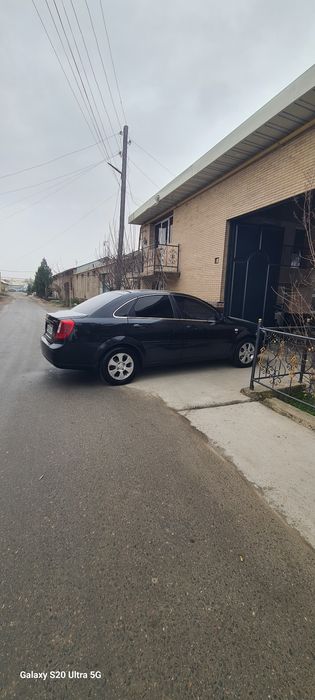 Lacetti 2011 SIROCHNA