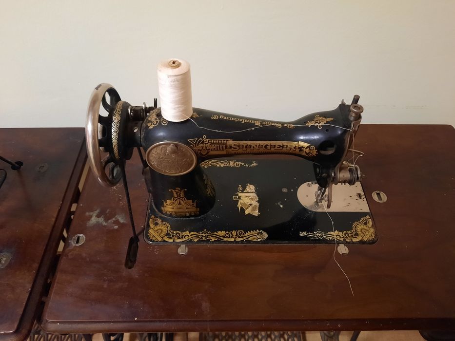 Masina de cusut singer