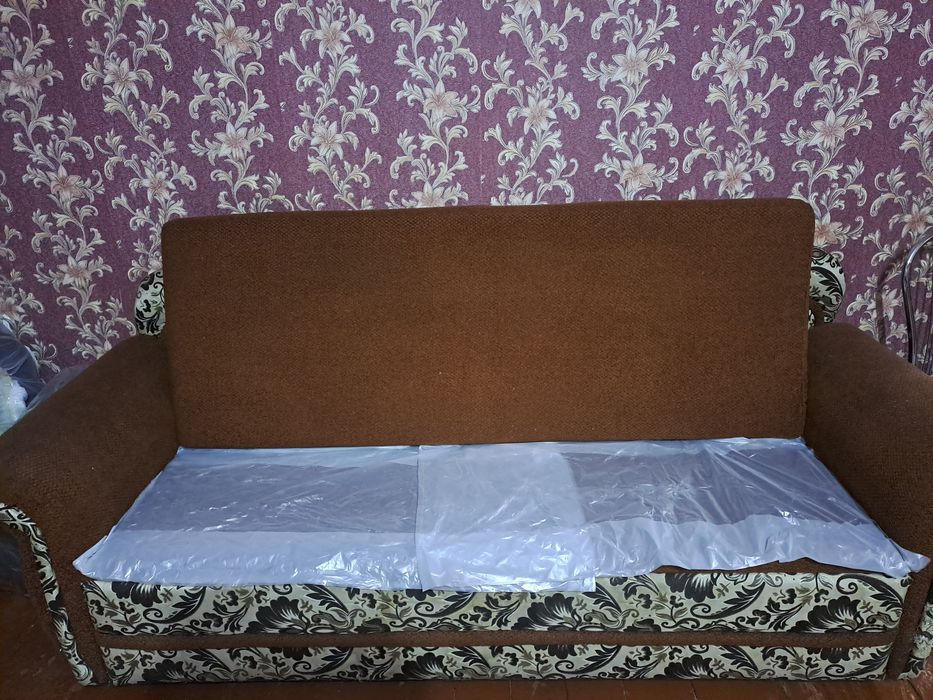 Отдам диван бесплатно