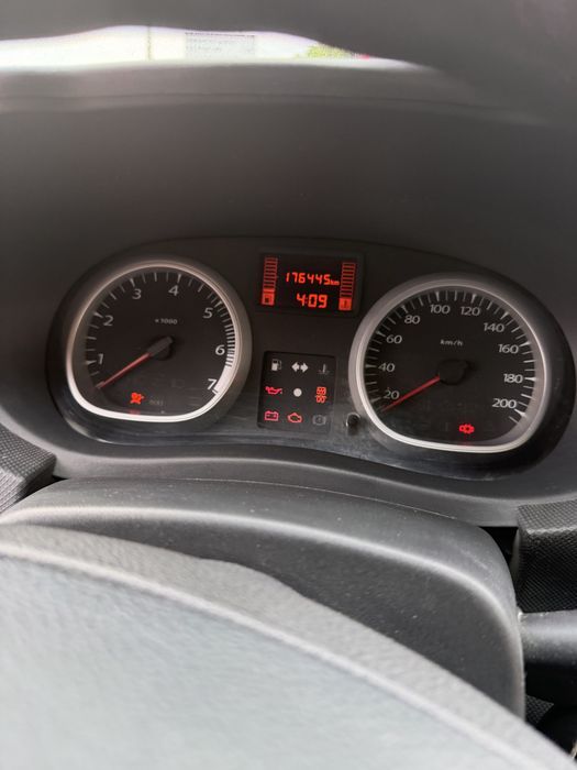 Dacia Duster 1,5 D —-Euro 5 —3700€