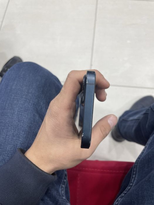 Iphone 13 256gb. 84 yomkst radnoy