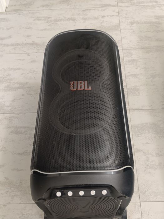 Boxă JBl Ultimate Stare foarte buna