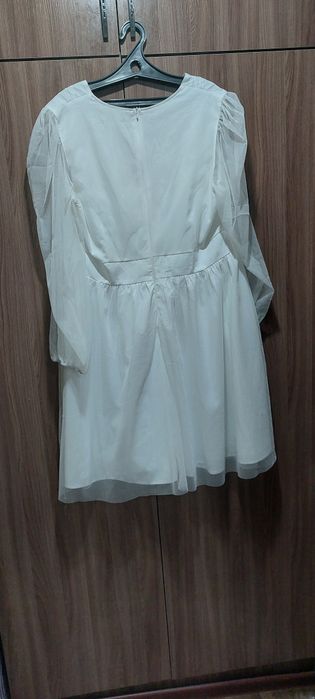 Продам новое платье