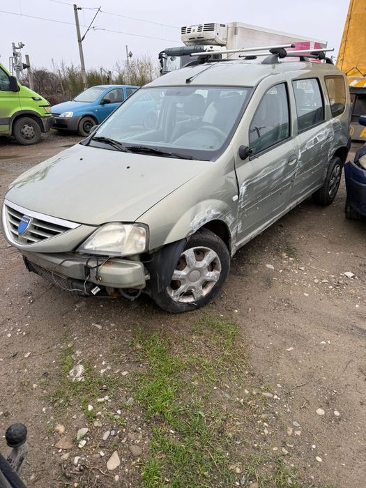Usa stop capota far scaun Dacia Logan 1.5dci E4