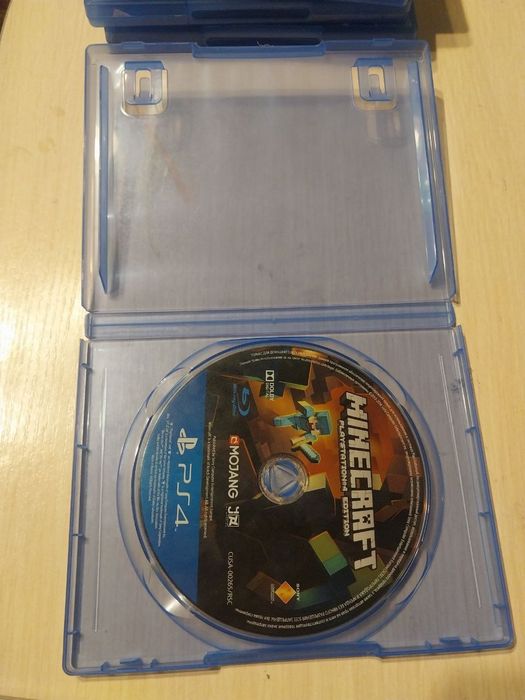 игра на Playstation 4 "Minecraft"