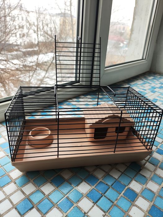 Продам клетку для хомяка