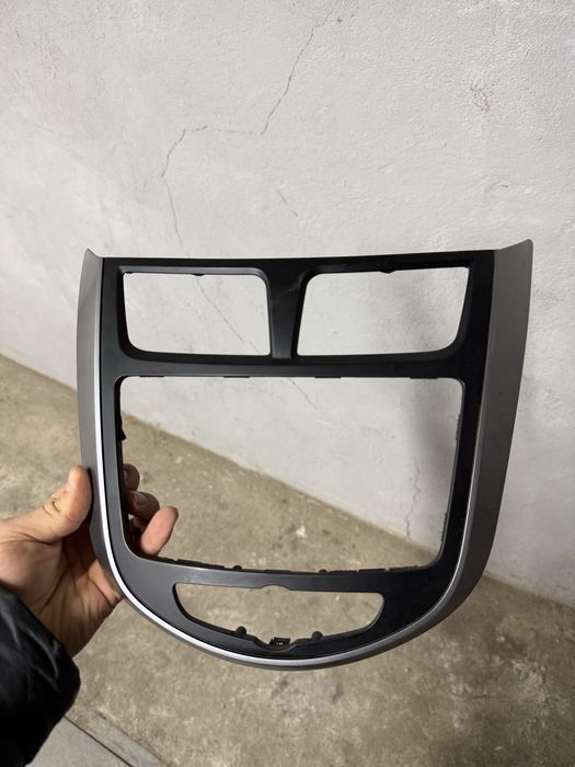 Магнитофон от Хюндай акцент