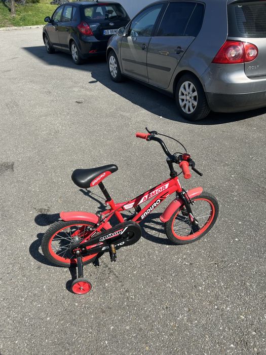 Vand bicicleta copii nefolosita