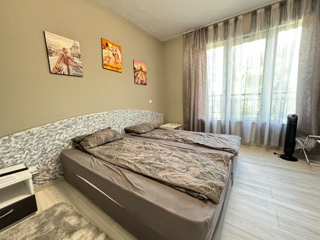 Продава се Двустаен апартамент в Варна, Гранд Мол Варна - 68 кв.м за 1690 €/кв.м - Снимка #3