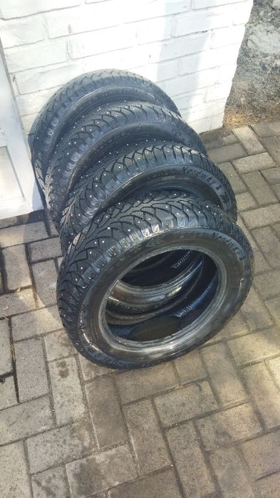 Резина зимняя 14