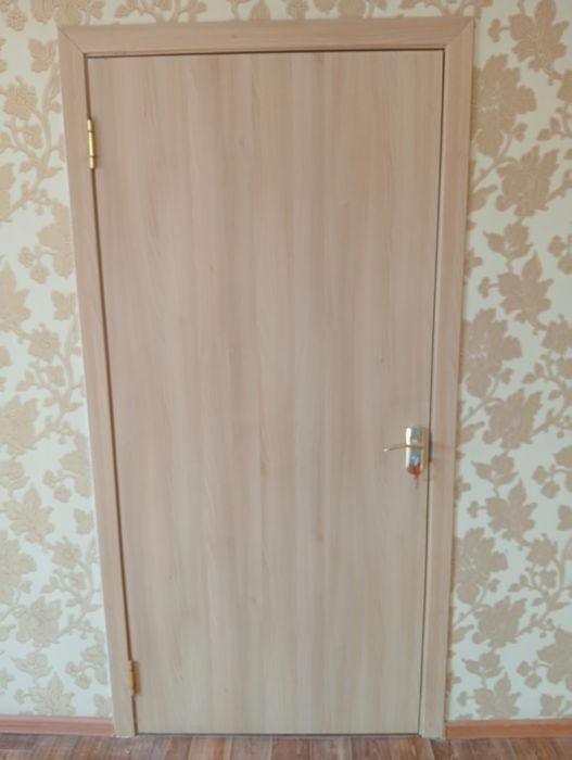 Продам двери б/у