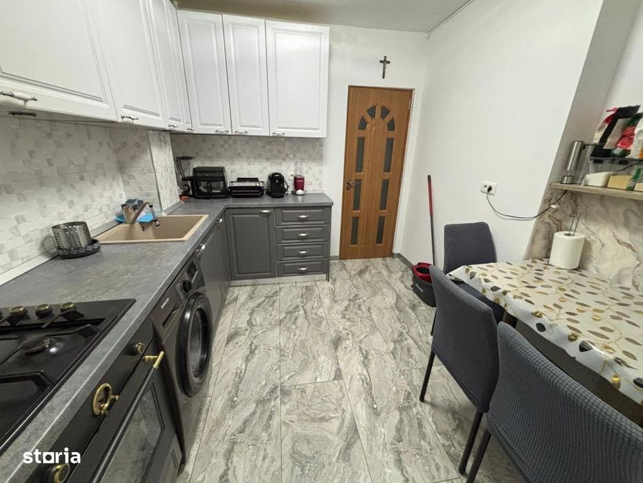 Apartament cu 3 camere, 58 mp, zona Nord