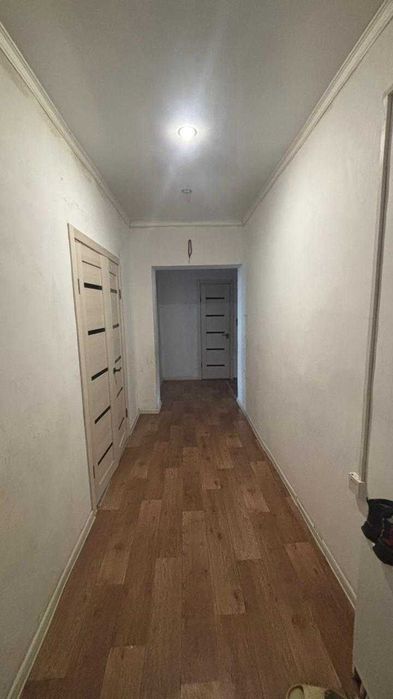 продам 2 комнатную квартиру