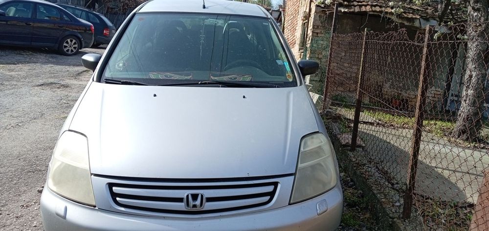 Хонда стриим 2002