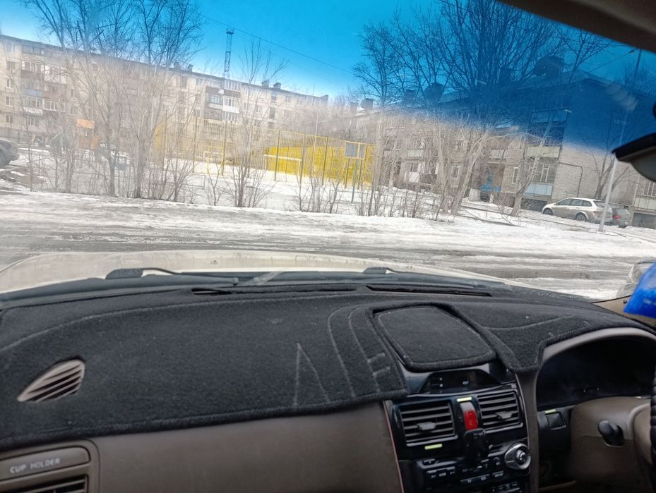 Продам накидку на панель Nissan cefiro a33.